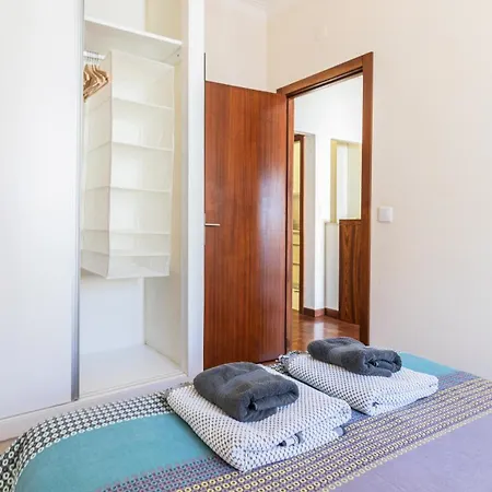 Adorable 2d * Oporto