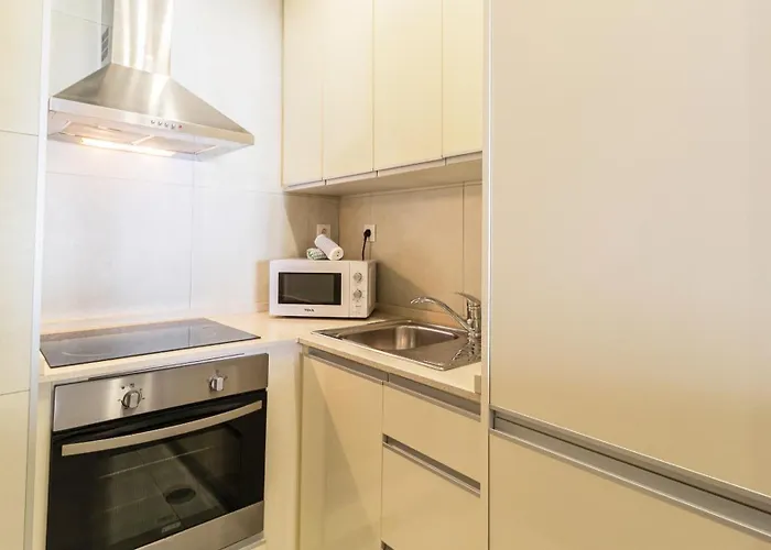 Adorable 2d Appartement *